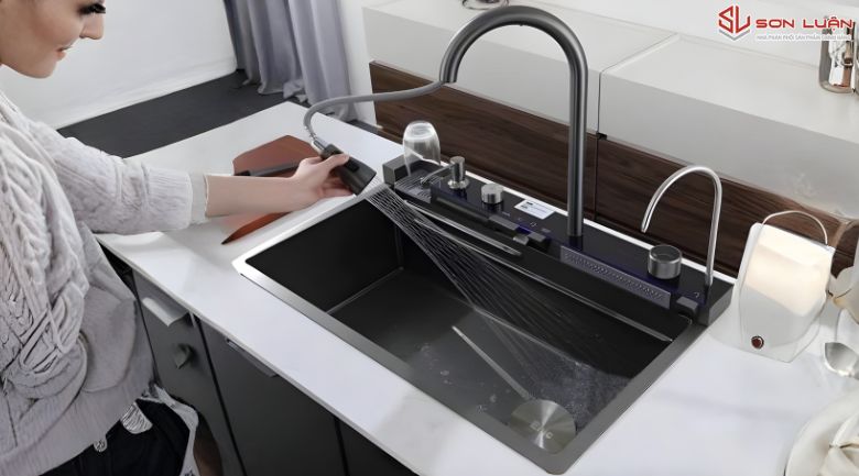 Vòi rửa bát rút dây cho chậu rửa bát 1 hố